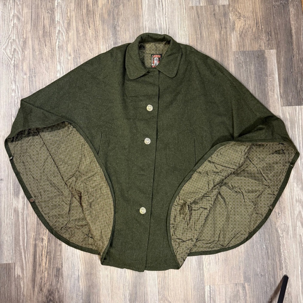 Loden Plankl Wien Austria Wool Cape Green Trachten Crest Buttons Cloak Vintage
